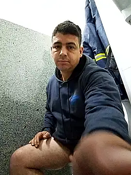 Snapshot of branquinho3 chatting on 17, 12, 2025 branquinho3 online show from 17, 12, 2025