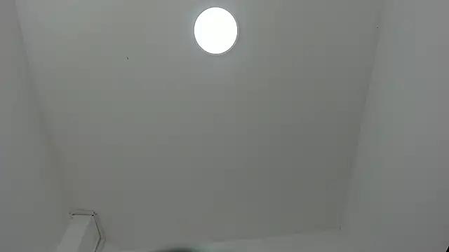 Snapshot of scarletross_ chatting on 21, 2, 2026 scarletross online show from 21, 2, 2026