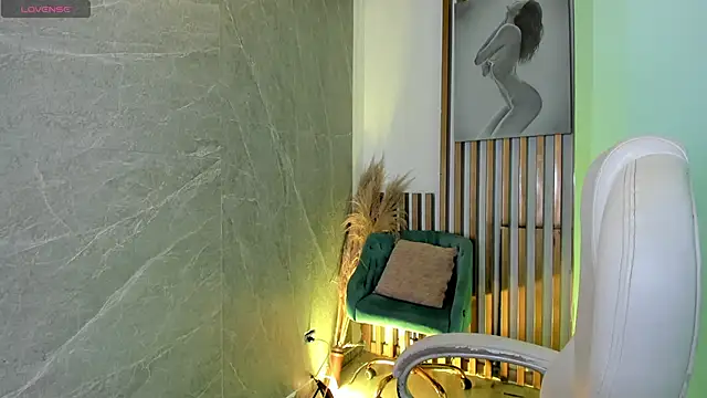 PauliinaBelle  online show from 4, 4, 2026