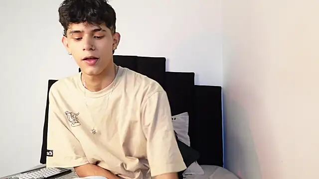 alexmark  online show from 5, 11, 2025