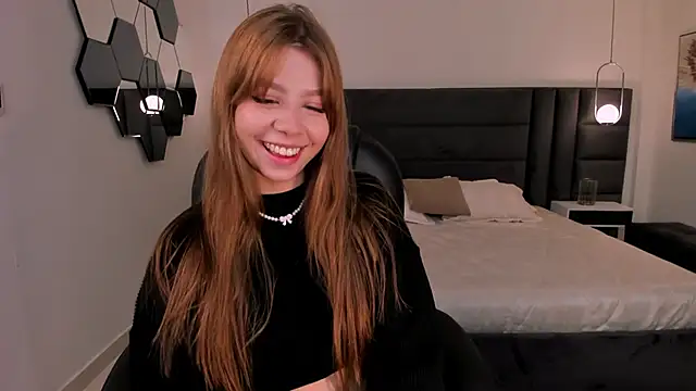 Snapshot of TiffannySins chatting on 26, 2, 2026 TiffannySins online show from 26, 2, 2026