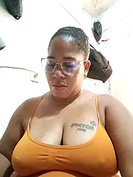 Snapshot of Big_ass_submissive chatting on 23, 4, 2026 Big ass submissive online show from 23, 4, 2026