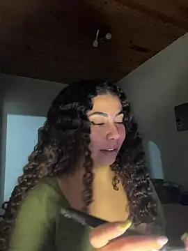 Snapshot of A_maddy chatting on 9, 5, 2026 A maddy online show from 9, 5, 2026