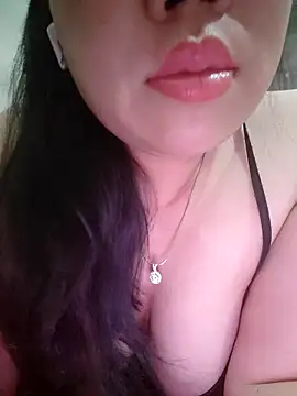 Snapshot of Julyy08 chatting on 10, 2, 2026 Julyy08 online show from 10, 2, 2026