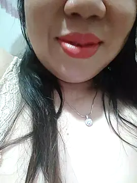 Snapshot of Julyy08 chatting on 22, 2, 2026 Julyy08 online show from 22, 2, 2026