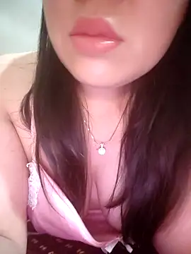 Snapshot of Julyy08 chatting on 24, 2, 2026 Julyy08 online show from 24, 2, 2026