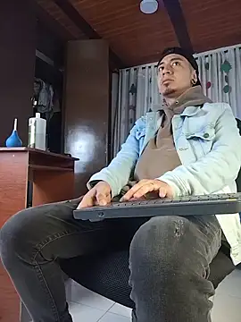 abnerdam01 online show from 12, 11, 2025