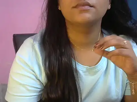 Queenxxx98 online show from 16, 10, 2025