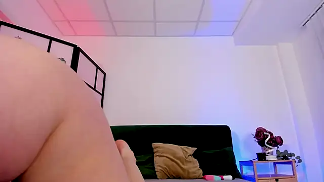 Snapshot of Mary_Lori chatting on 4, 3, 2026 Mary Lori online show from 4, 3, 2026