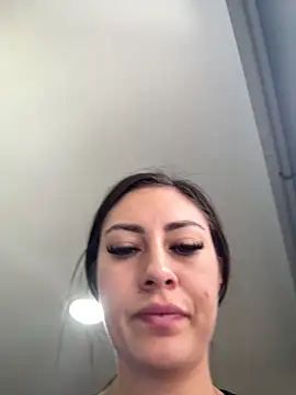 Isabellaa Palacios online show from 7, 4, 2026