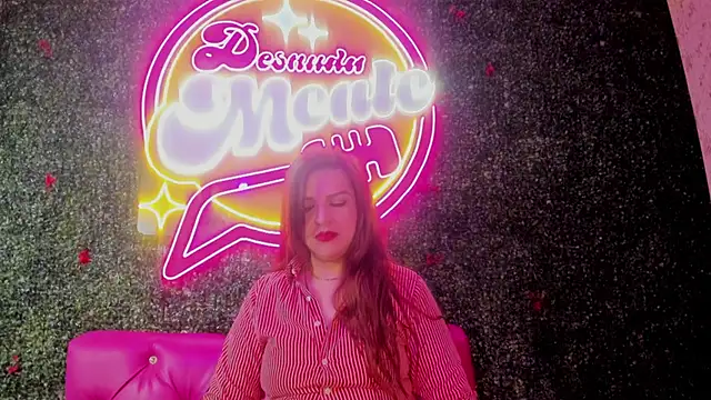 Skylar  Desire online show from 20, 10, 2025