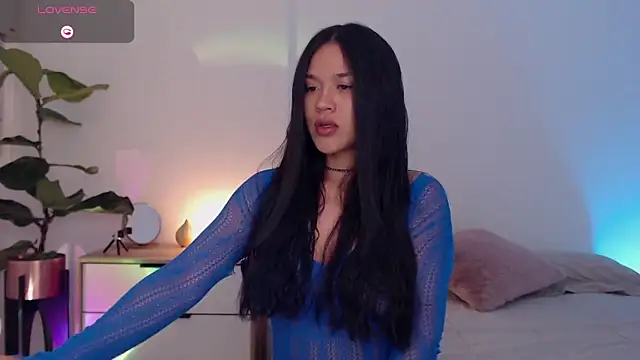 Snapshot of Annabnz chatting on 3, 10, 2025 Annabnz online show from 3, 10, 2025