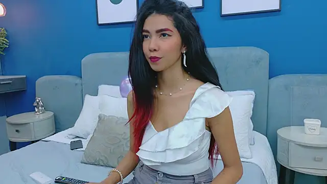 luna roja25 online show from 6, 10, 2025