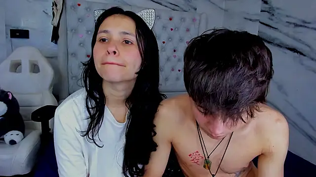 Snapshot of Ari_and_Storm chatting on 8, 2, 2026 Ari and Storm online show from 8, 2, 2026