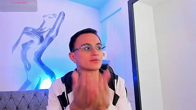 LiamDeep online show from 10, 3, 2026