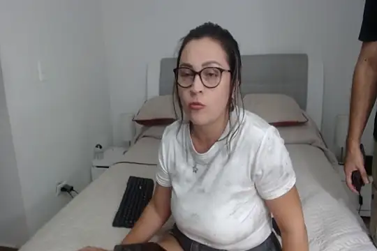sophie lopez1 online show from 27, 5, 2026