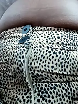 AmiraMorgan online show from 2, 10, 2025