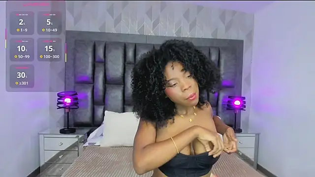 AmiraMorgan online show from 21, 12, 2025