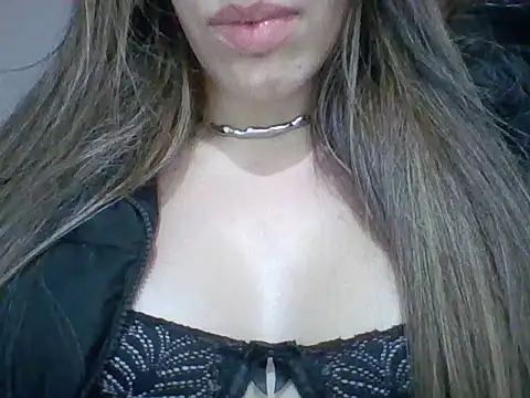 Yasleal online show from 25, 6, 2026