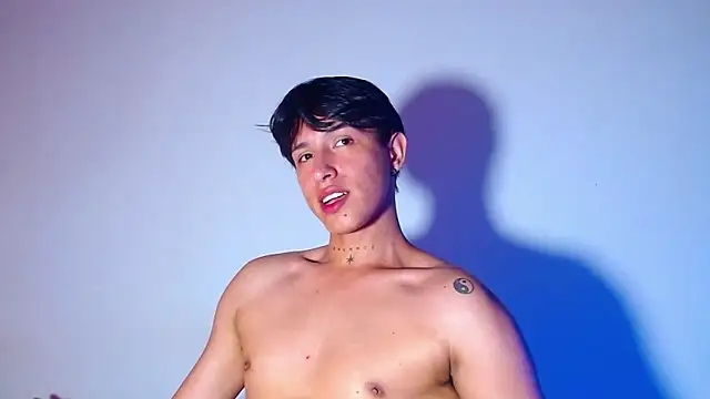 rowanbigboy23 online show from 18, 1, 2026