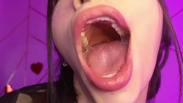 Hollyxx  online show from 11, 3, 2026