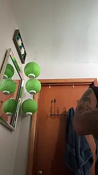 Lunablu13 online show from 5, 12, 2025