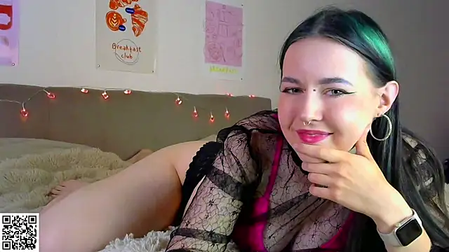 Snapshot of serenaxxxxx chatting on 12, 9, 2025 serenaxxxxx online show from 12, 9, 2025