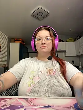 Snapshot of AlisaDream_ chatting on 25, 9, 2025 AlisaDream online show from 25, 9, 2025
