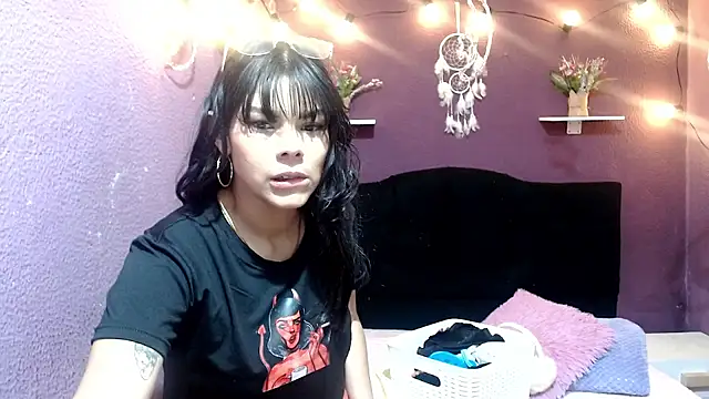 brenda smile33 online show from 17, 9, 2025