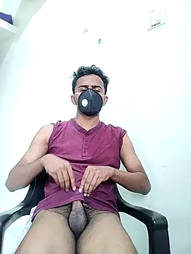 Snapshot of Hairy_guy09 chatting on 9, 10, 2025 Hairy guy09 online show from 9, 10, 2025