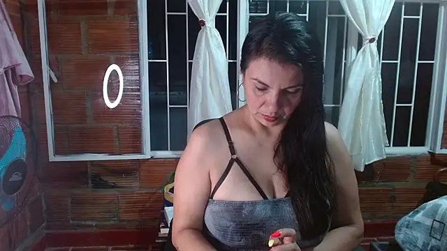 Milf Fantassyy online show from 4, 10, 2025