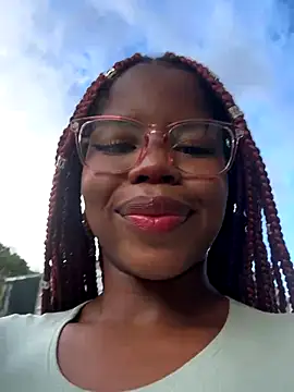 Snapshot of Sweet-Jade chatting on 9, 9, 2025 Sweet-Jade online show from 9, 9, 2025