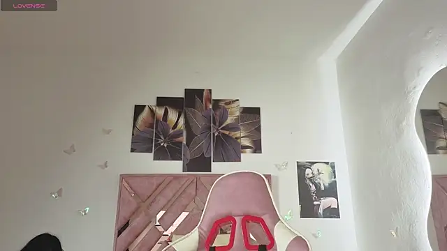 Candy Chloe02 online show from 8, 7, 2026