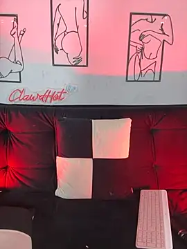 Clawd hot online show from 24, 11, 2025