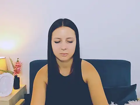 TaliaAdorable online show from 12, 10, 2025