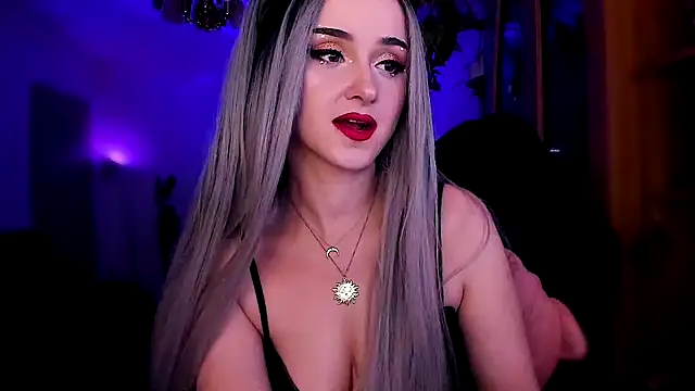 Snapshot of MistressJolie chatting on 16, 1, 2025 MistressJolie online show from 16, 1, 2025