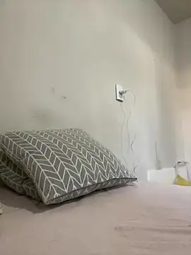 Katianesantos online show from 15, 10, 2025