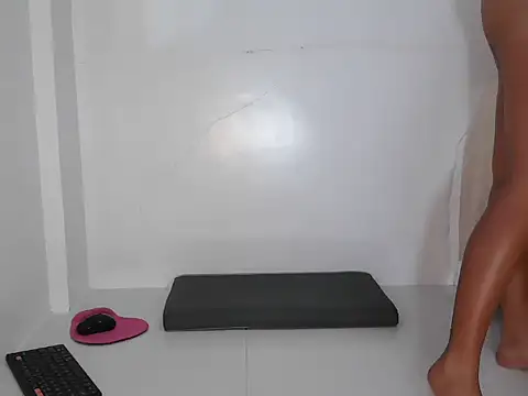 Islandarkgirl online show from 7, 4, 2026