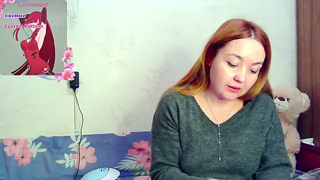 Snapshot of lenavelvet25 chatting on 5, 10, 2025 lenavelvet25 online show from 5, 10, 2025