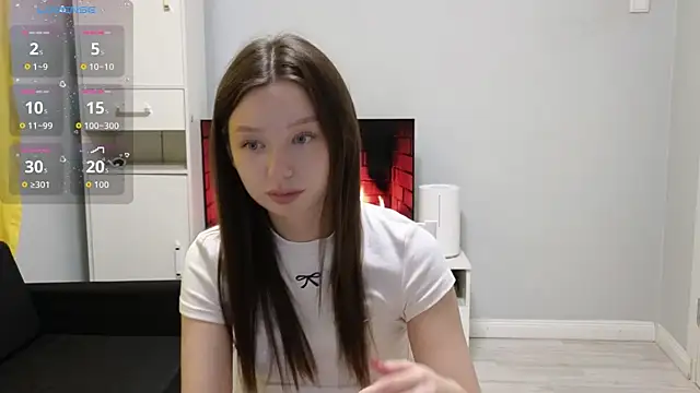 Snapshot of Little_Flower3 chatting on 4, 10, 2025 Little Flower3 online show from 4, 10, 2025