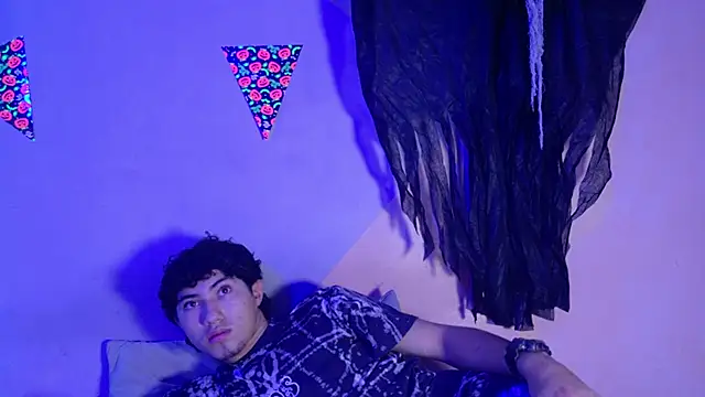 Laura and Kevin online show from 11, 10, 2025