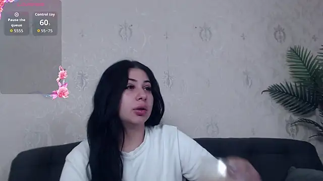 Snapshot of AnaysDivine chatting on 23, 9, 2025 AnaysDivine online show from 23, 9, 2025