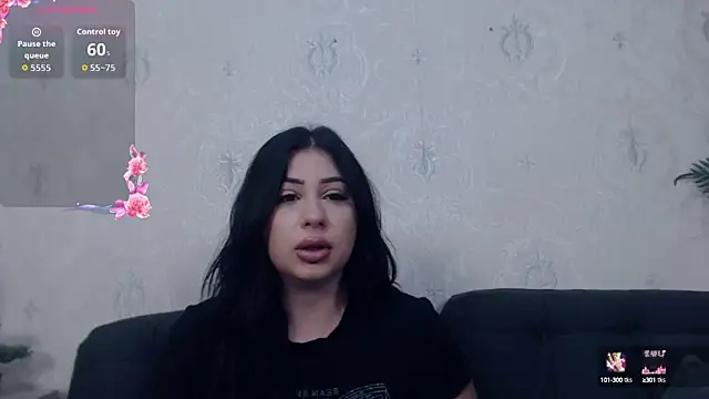 Snapshot of AnaysDivine chatting on 24, 9, 2025 AnaysDivine online show from 24, 9, 2025