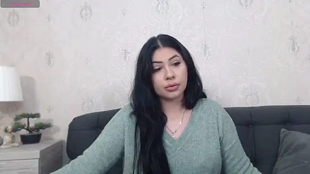 Snapshot of AnaysDivine chatting on 6, 10, 2025 AnaysDivine online show from 6, 10, 2025