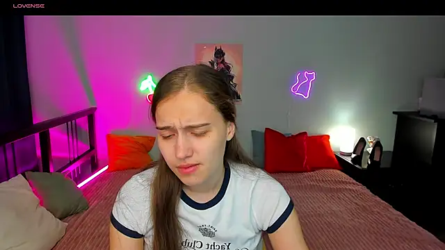 Snapshot of Alisa__Kelly chatting on 5, 10, 2025 Alisa Kelly online show from 5, 10, 2025