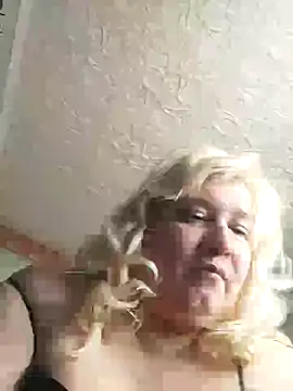 Snapshot of GlamMilena chatting on 13, 3, 2025 GlamMilena online show from 13, 3, 2025