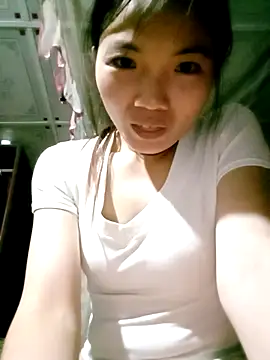 Snapshot of ngan-cute chatting on 11, 9, 2025 ngan-cute online show from 11, 9, 2025