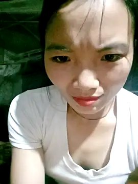 Snapshot of ngan-cute chatting on 8, 10, 2025 ngan-cute online show from 8, 10, 2025