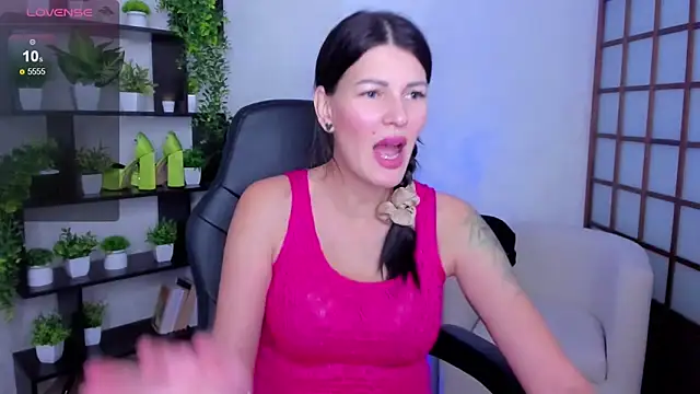 Snapshot of O1d_Lady chatting on 10, 10, 2025 O1d Lady online show from 10, 10, 2025