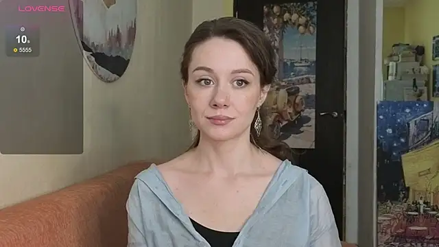 SkyHelen online show from 8, 4, 2026